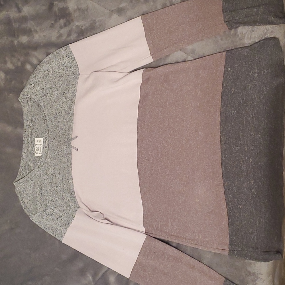 Women's Light Sweater XS